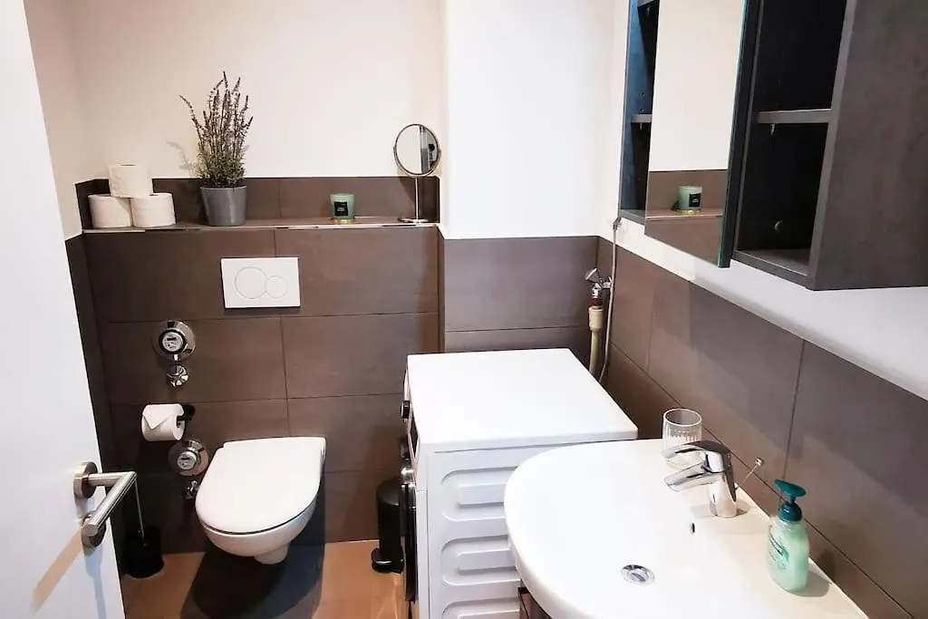 Hh 06 By Rockchair - Superhost Status - Modernes Apartment Mit Sonnigem Balkon & Premium Boxspringbetten In Winterhude - Hamburg Top Geheimtipp 0*,