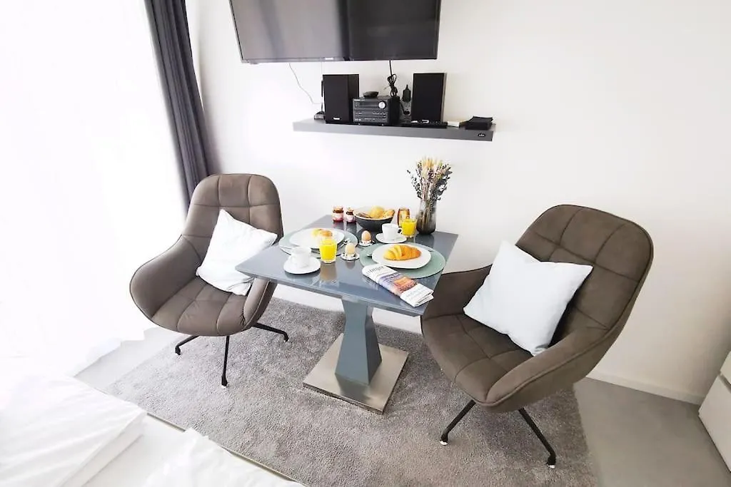 Hh 06 By Rockchair - Superhost Status - Modernes Apartment Mit Sonnigem Balkon & Premium Boxspringbetten In Winterhude - Hamburg Top Geheimtipp Niemcy